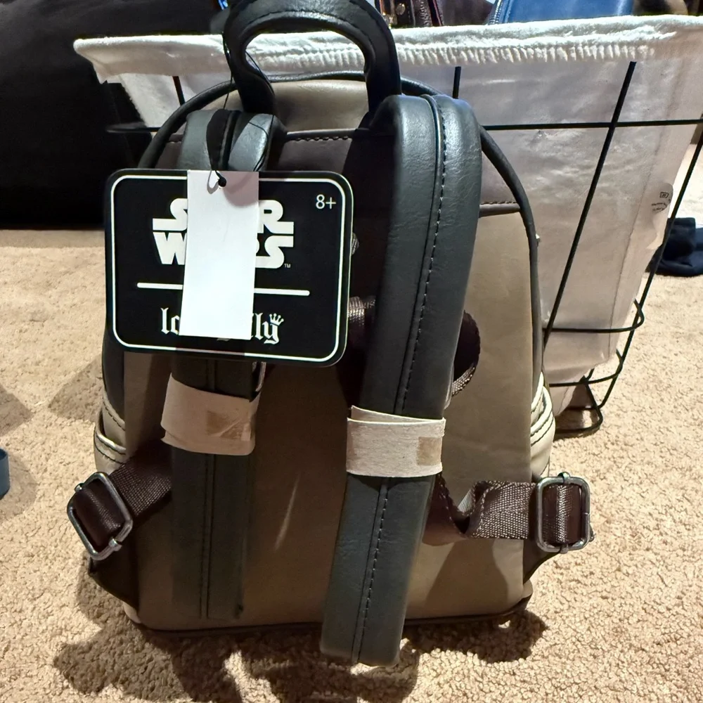 Loungefly Rey Mini Backpack NWT - Picture 3 of 4